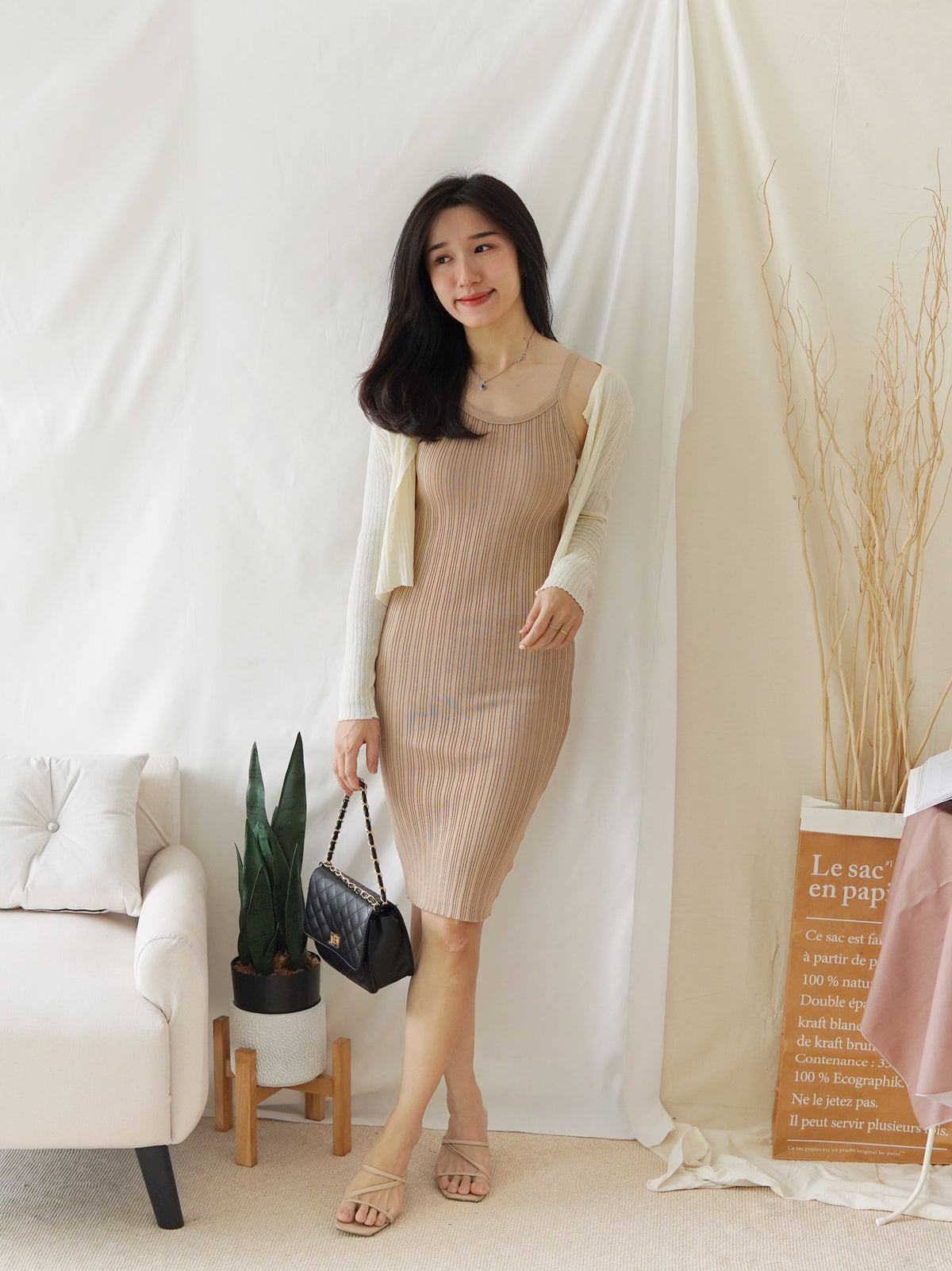 RIBBED KNIT BODYCON DRESS