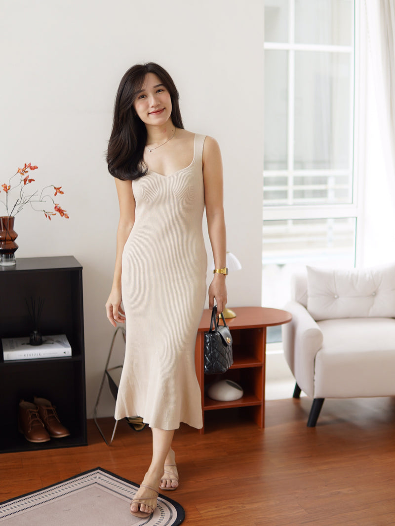 Norie Sweetheart Knit MIdi Dress