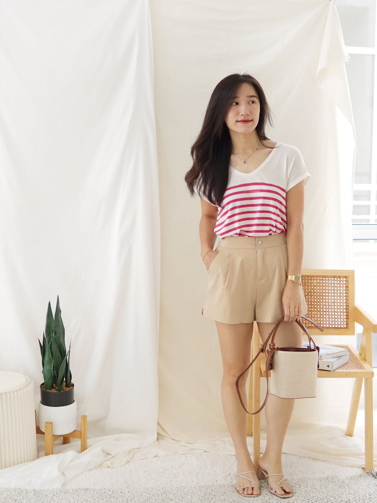 LPB STRIPE V NECK TOP